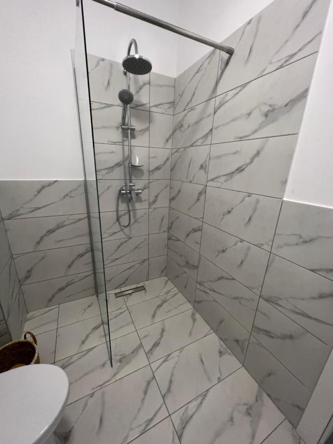 Sunny Apartments Suceava 64 Экстерьер фото